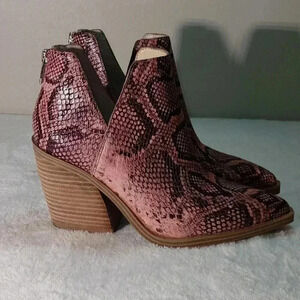 Vince Camuto Gigietta Bootie